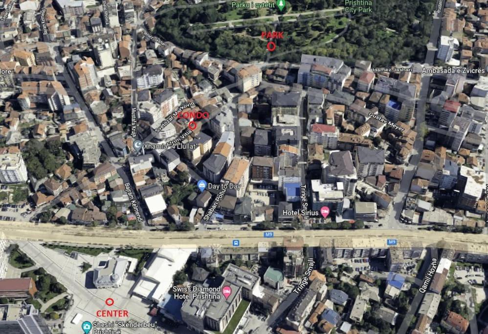 פרישטינה Spacious 3-Bedroom Condo Next To City Center מראה חיצוני תמונה